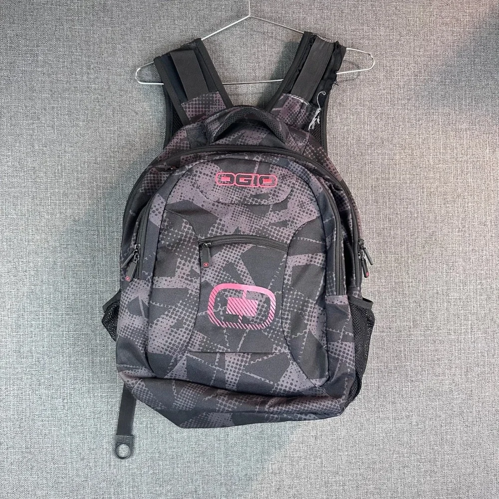 OGIO Backpack Black‎ Pink Camo Laptop School Travel Bag